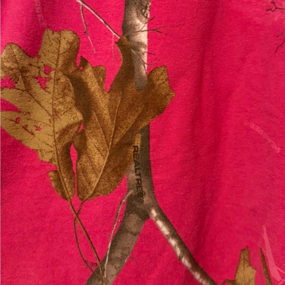 Realtree Tank - Picture 3 of 7